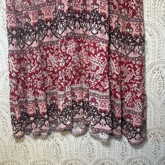 Knox Rose Red Paisley Midi Dress with Black & Cream Border - Picture 3 of 9